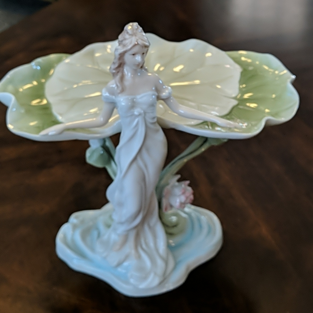 Gorgeous porcelain statue-Unicorn Studio